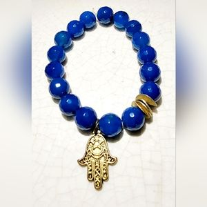 Lapis lazuli blue faceted gemstone bead stretch bracelet with Hamsa charm #gems